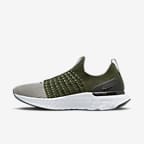 Nike Men s React Phantom Run Flyknit 2 Running Shoes Size 10.5 Green Yellow